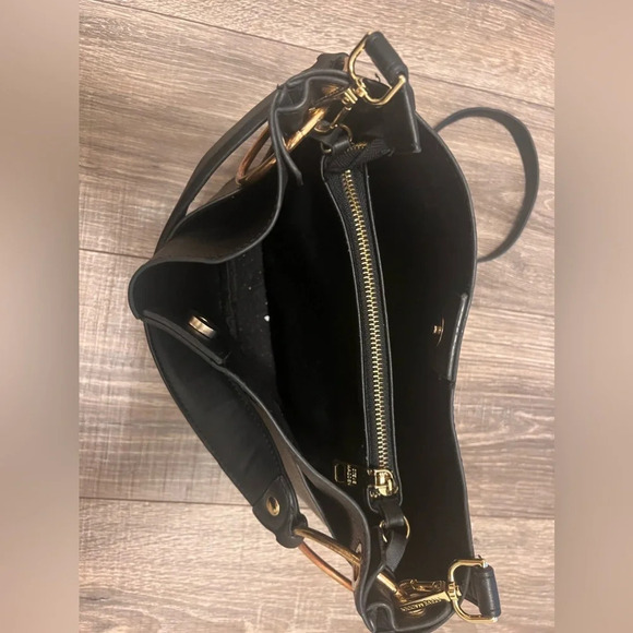 Steve Madden Black Bucket Bag Crossbody  Gold Hardware - Picture 8 of 9